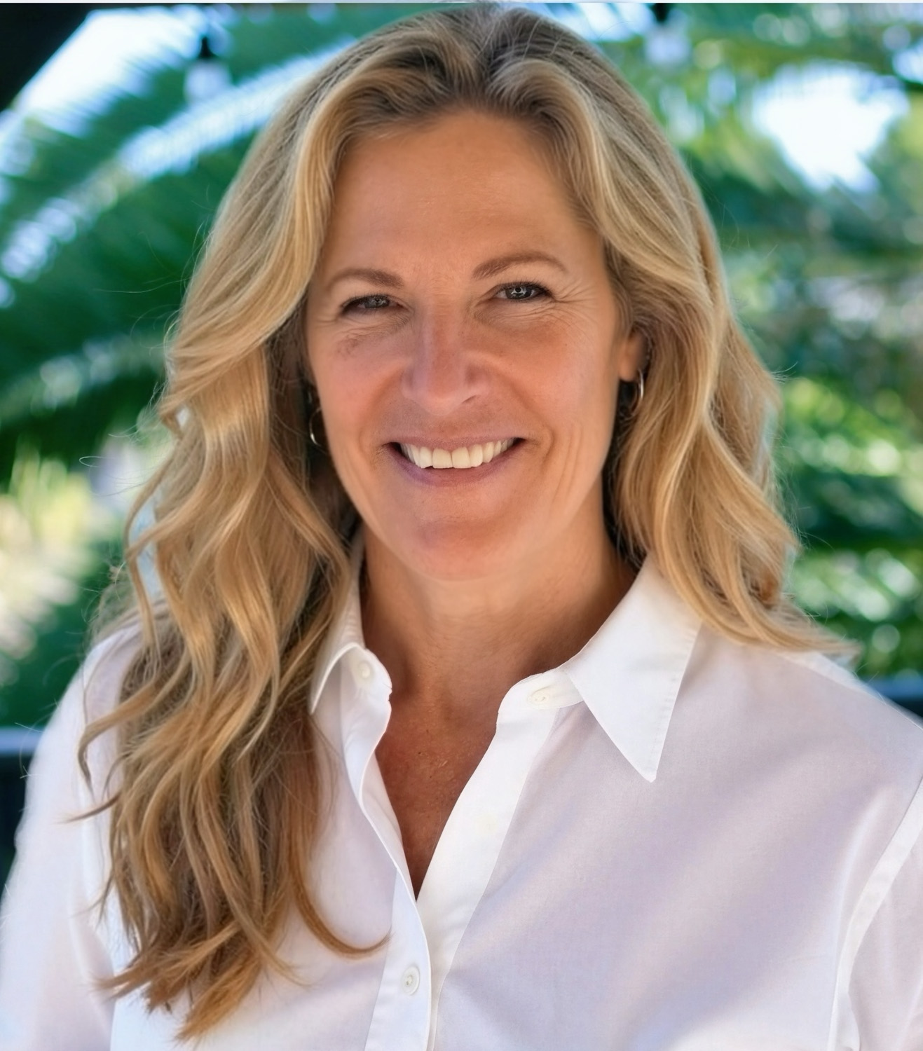 Dr. Natalie Hofland